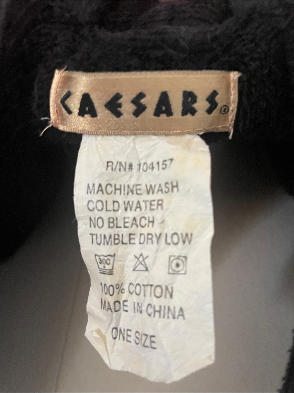 Cesar place Black Velvet Robe with Gold-Trim Detailing unisex!! - Picture 9 of 9